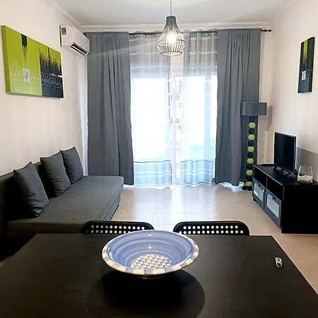 Flamingo - Wifi/pool/netflix Apartamento Portimão